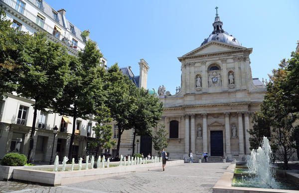 Sorbonne vue de la cour